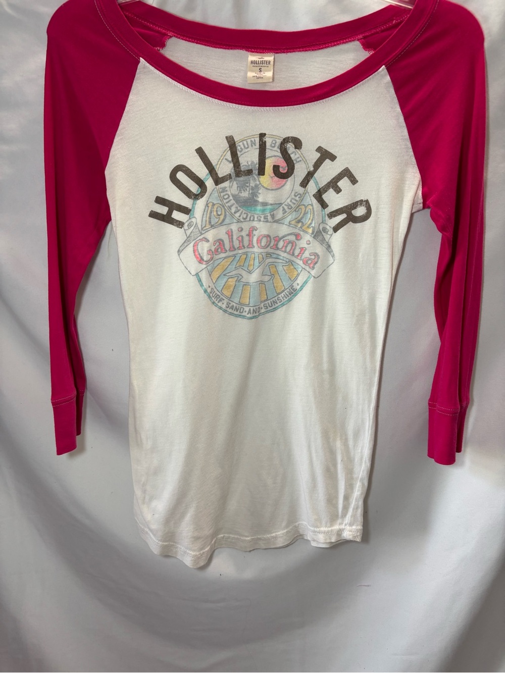 Vintage Hollister California Graphic Raglan Baseball Tee Pink White, S